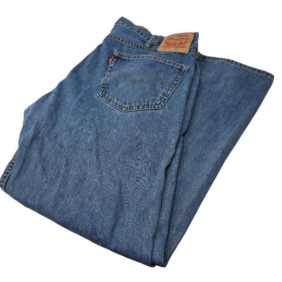 Levi's 505 Blue Jeans Size 38X30 Men's Straight Leg‎ Denim - Picture 1 of 10
